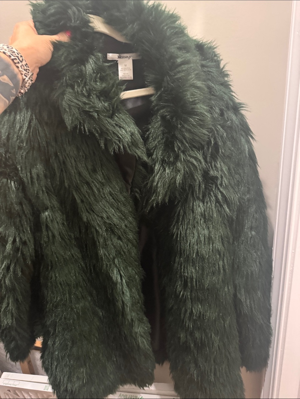 Green Faux Fur Coat – Luxurious Women's Jacket